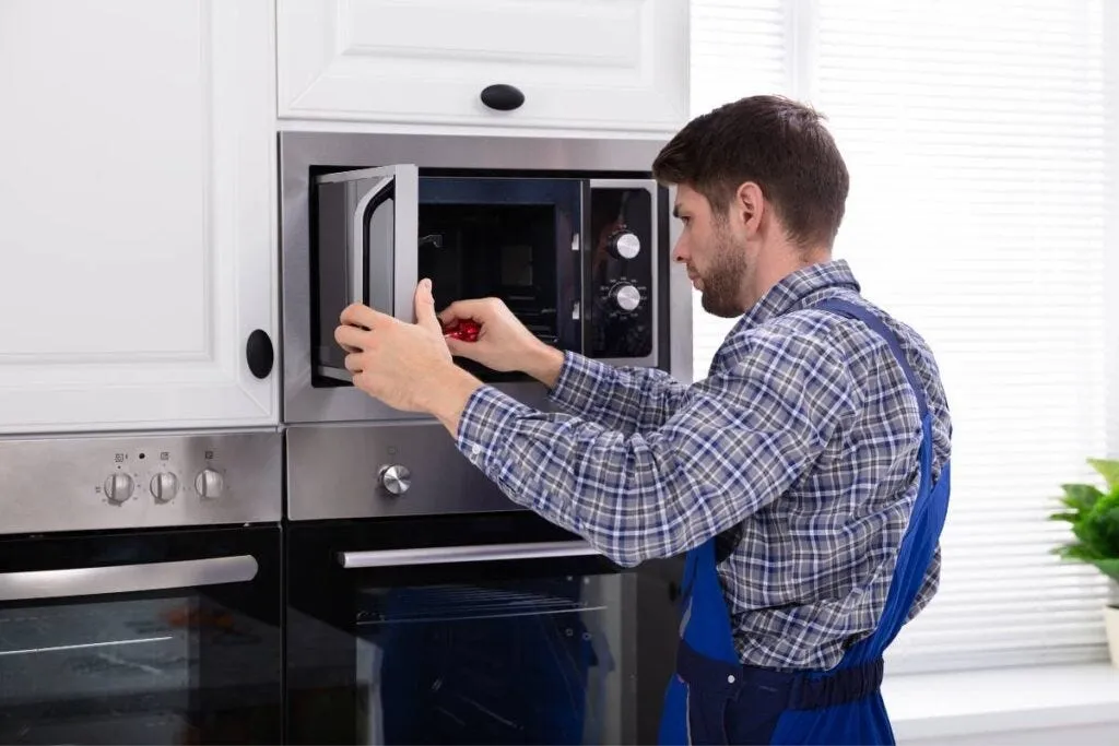Microwave Repair in Toronto